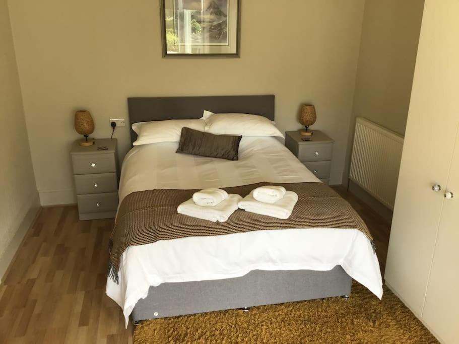 Spacious 2 Bedroom Flat In Heart Of Ballater Kültér fotó