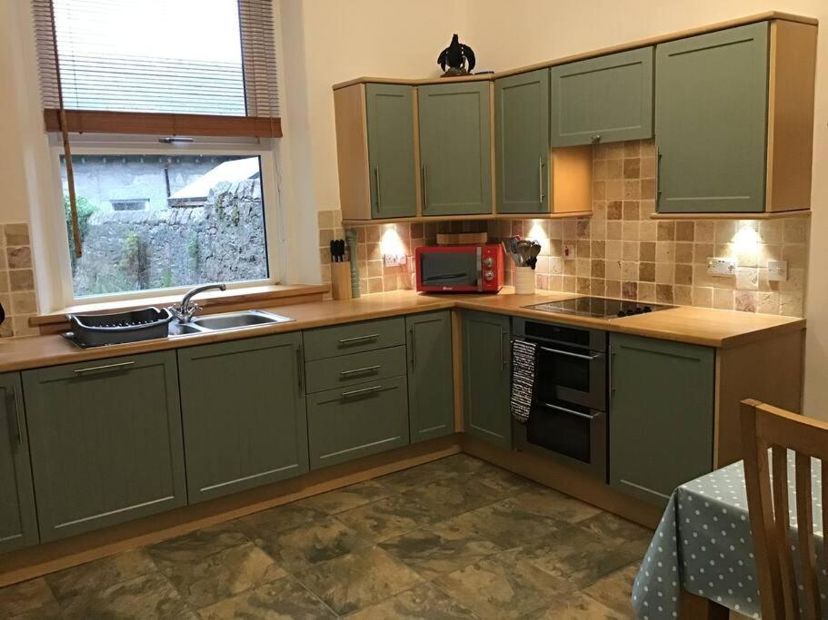 Spacious 2 Bedroom Flat In Heart Of Ballater Kültér fotó